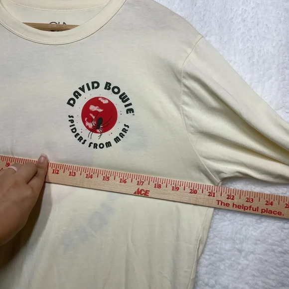 NWT Chaser Mens L David Bowie Long Sleeve T-Shirt Spiders From Mars Ivory/Cream - Picture 4 of 9